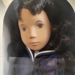 NIB SASHA 102S Brunette Marina 70s Doll